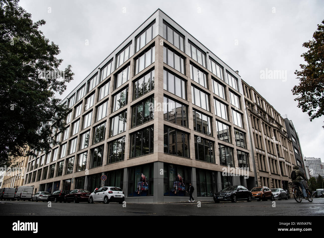 Berlin, Germany. 17th Sep, 2019. The building on Alte Jakobstraße houses the editorial offices of the Berliner Verlag publishing house, which produces the Berliner Zeitung and Berliner Kurier, among other things. The two newspapers belong to DuMont-Verlag in Cologne. He sells his Berliner Verlag and thus separates from the 'Berliner Zeitung' and the 'Berliner Kurier'. New owners are the Berlin entrepreneurs Silke and Holger Friedrich, as DuMont announced. Credit: Paul Zinken/dpa/Alamy Live News Stock Photo