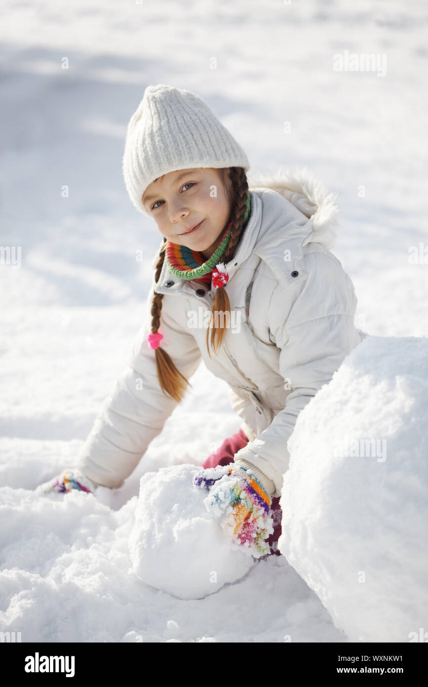 Portrait of cute little girl in winter Stock Photo - Alamy