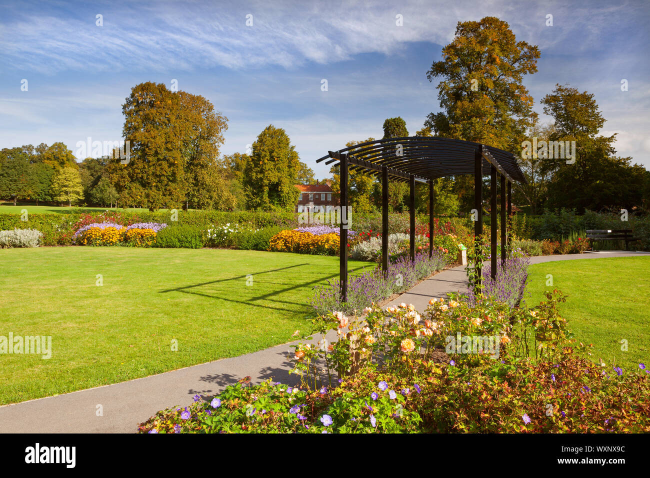 Barton-upon-Humber, North Lincolnshire, UK. 17th September 2019. UK Weather: The Chad Varah Memorial Garden in Baysgarth Park, on a sunny September morning in early autumn. Credit: LEE BEEL/Alamy Live News. Stock Photo