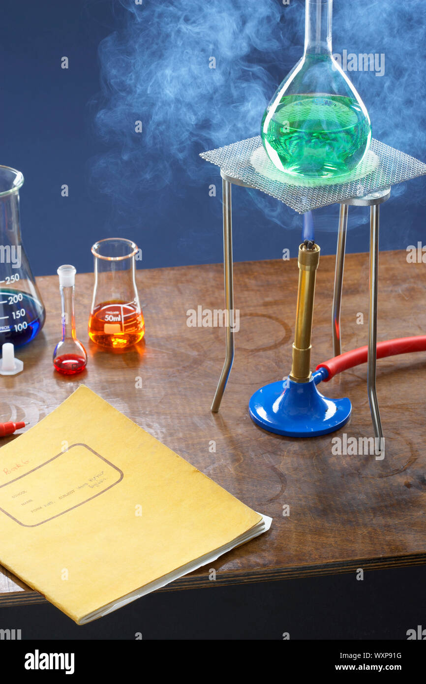 Bunsen burner flame test hires stock photography and images Alamy