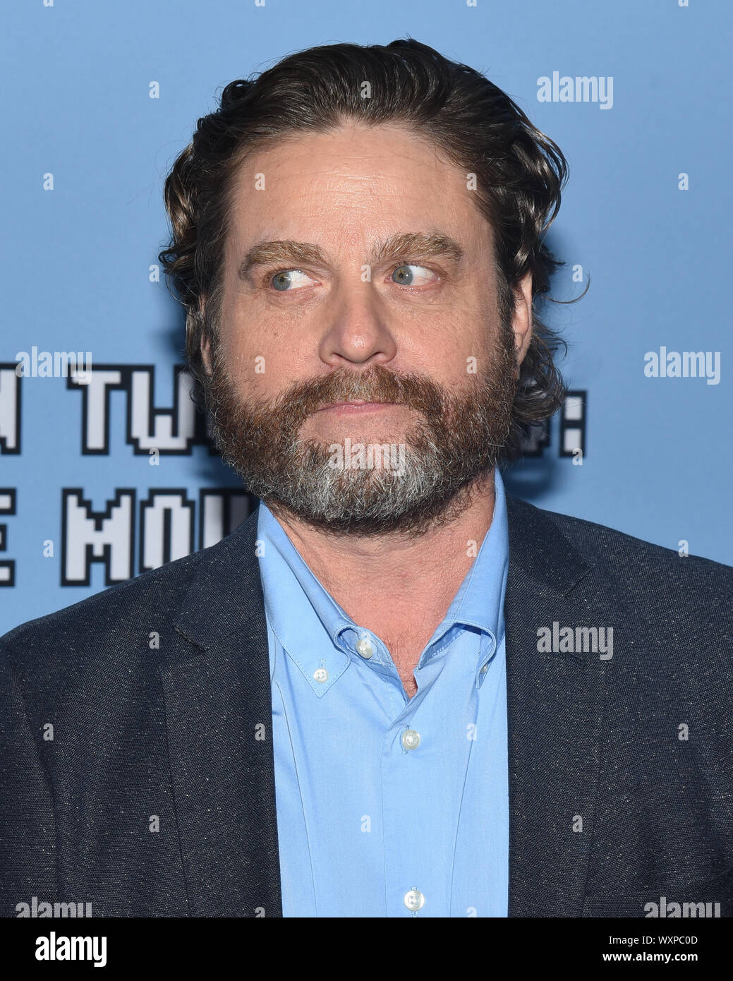 Zach galifianakis between two ferns hires stock photography and images