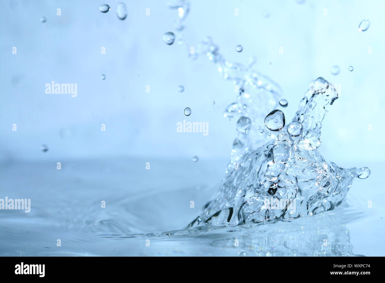 water splash macro close up Stock Photo - Alamy