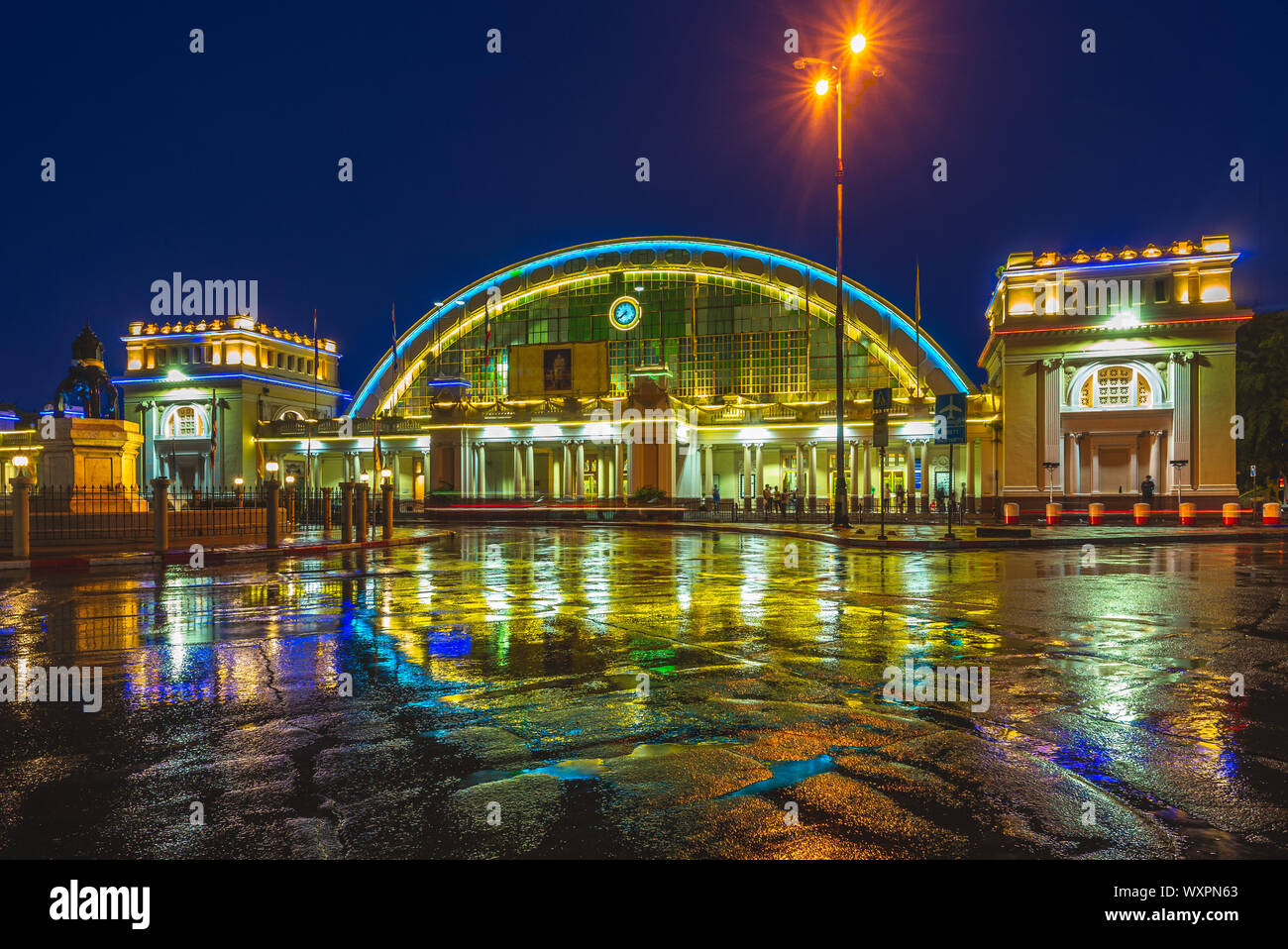 bangkok railway station (hua lamphong) at rainy night Stock Photo