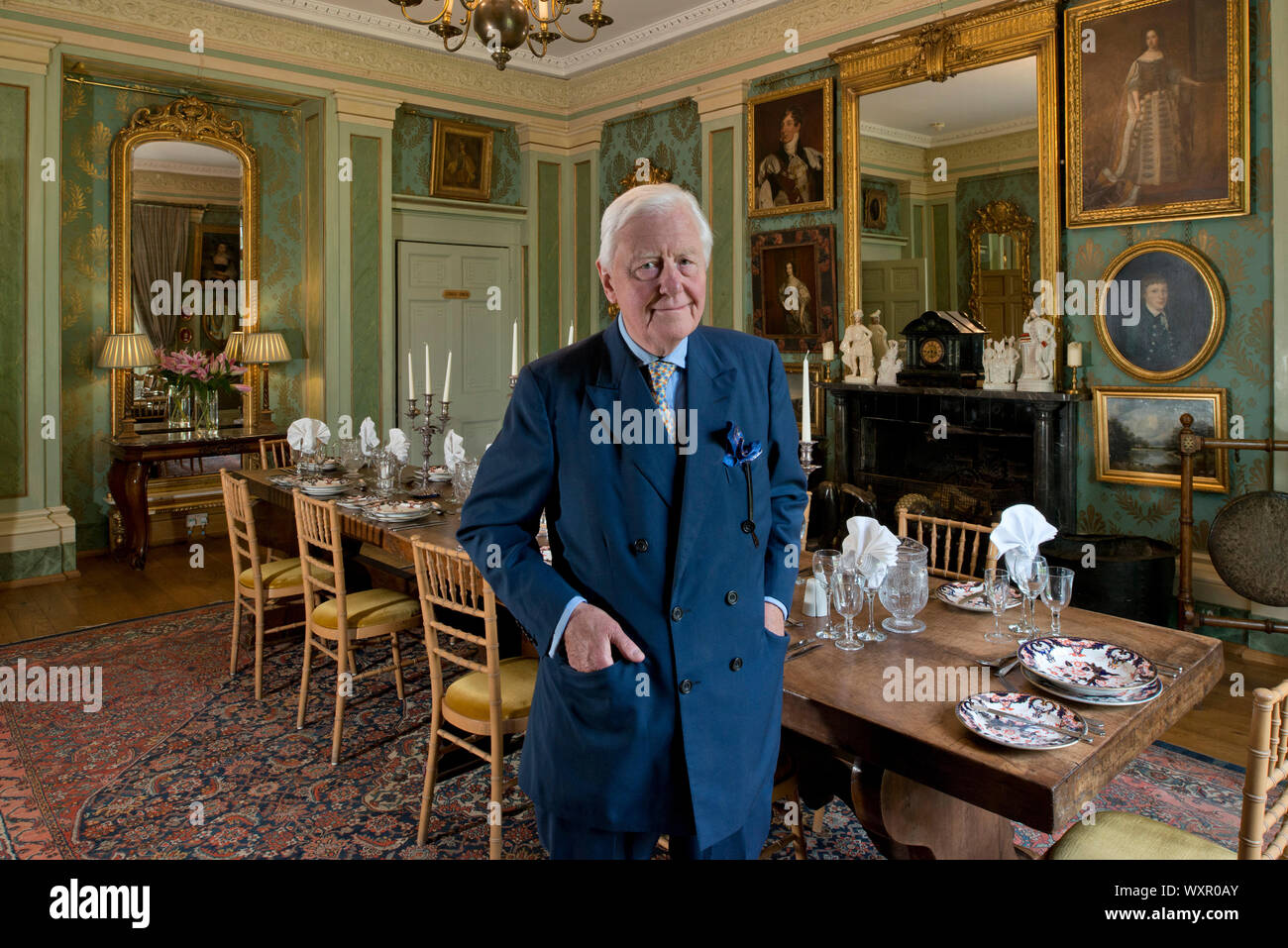 Benjamin slade hi-res stock photography and images - Alamy