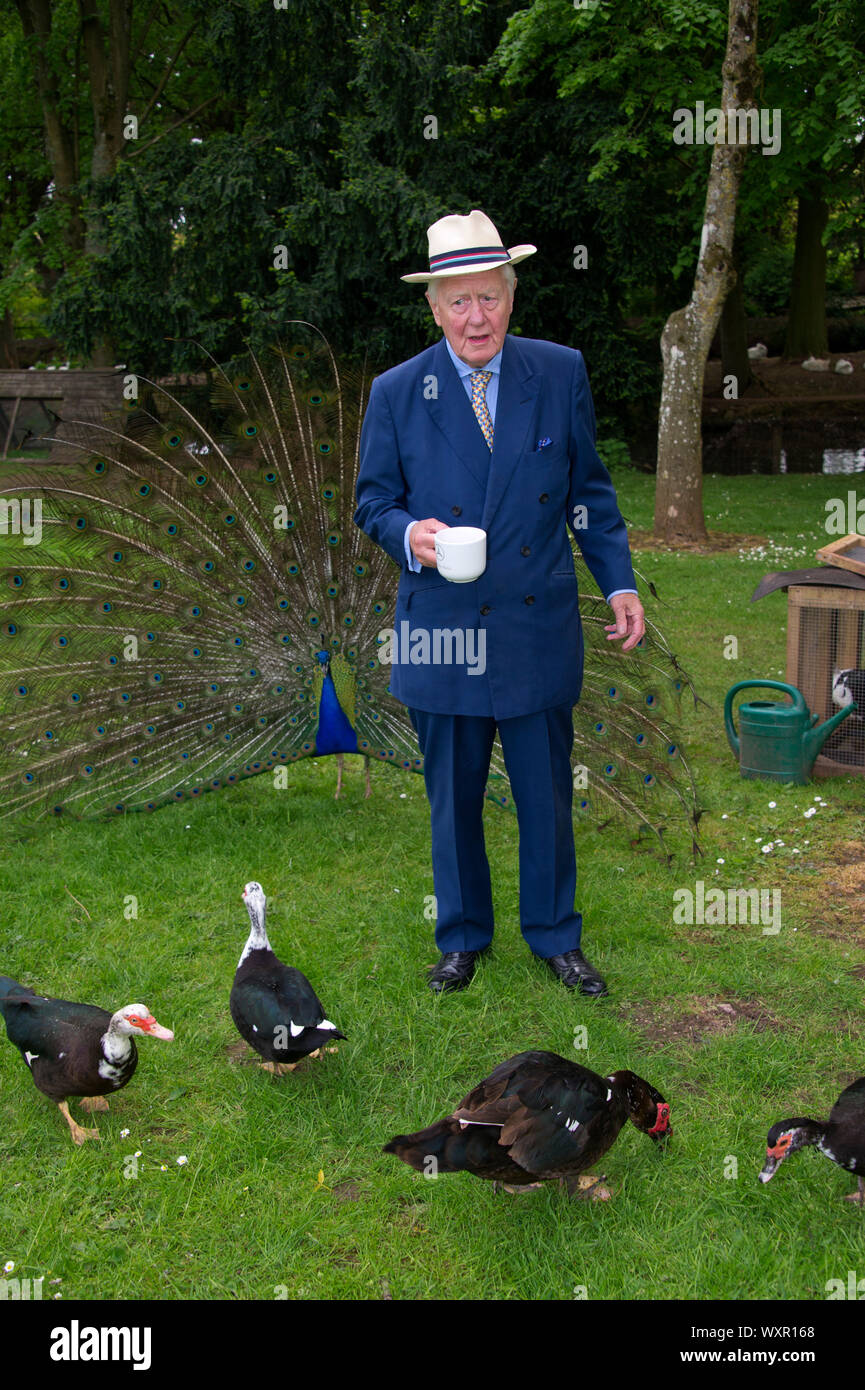Sir Benjamin Slade, the 7th.baronet at his home, Maunsell House ...