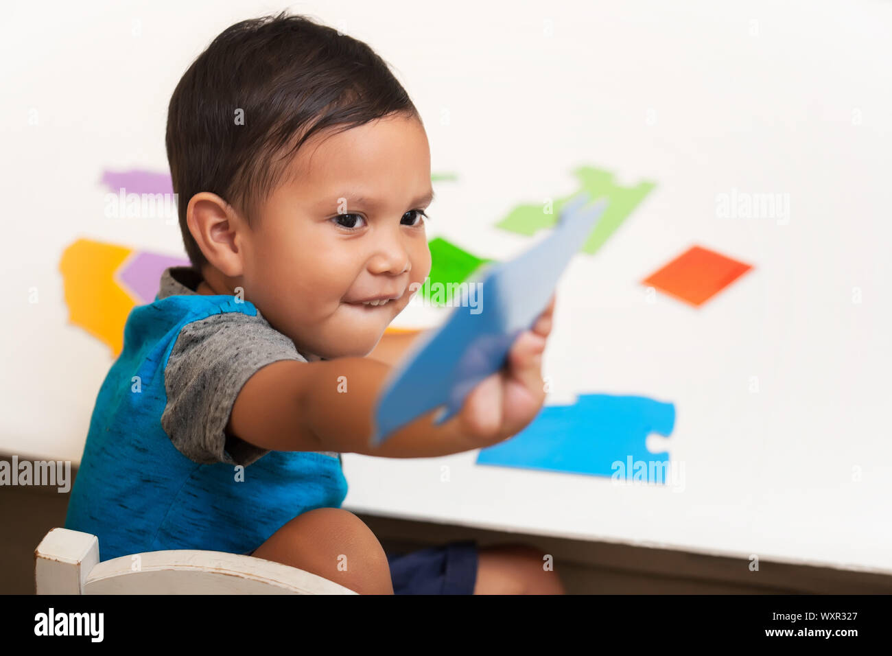 Hispanic boy learning shapes hires stock photography and images Alamy