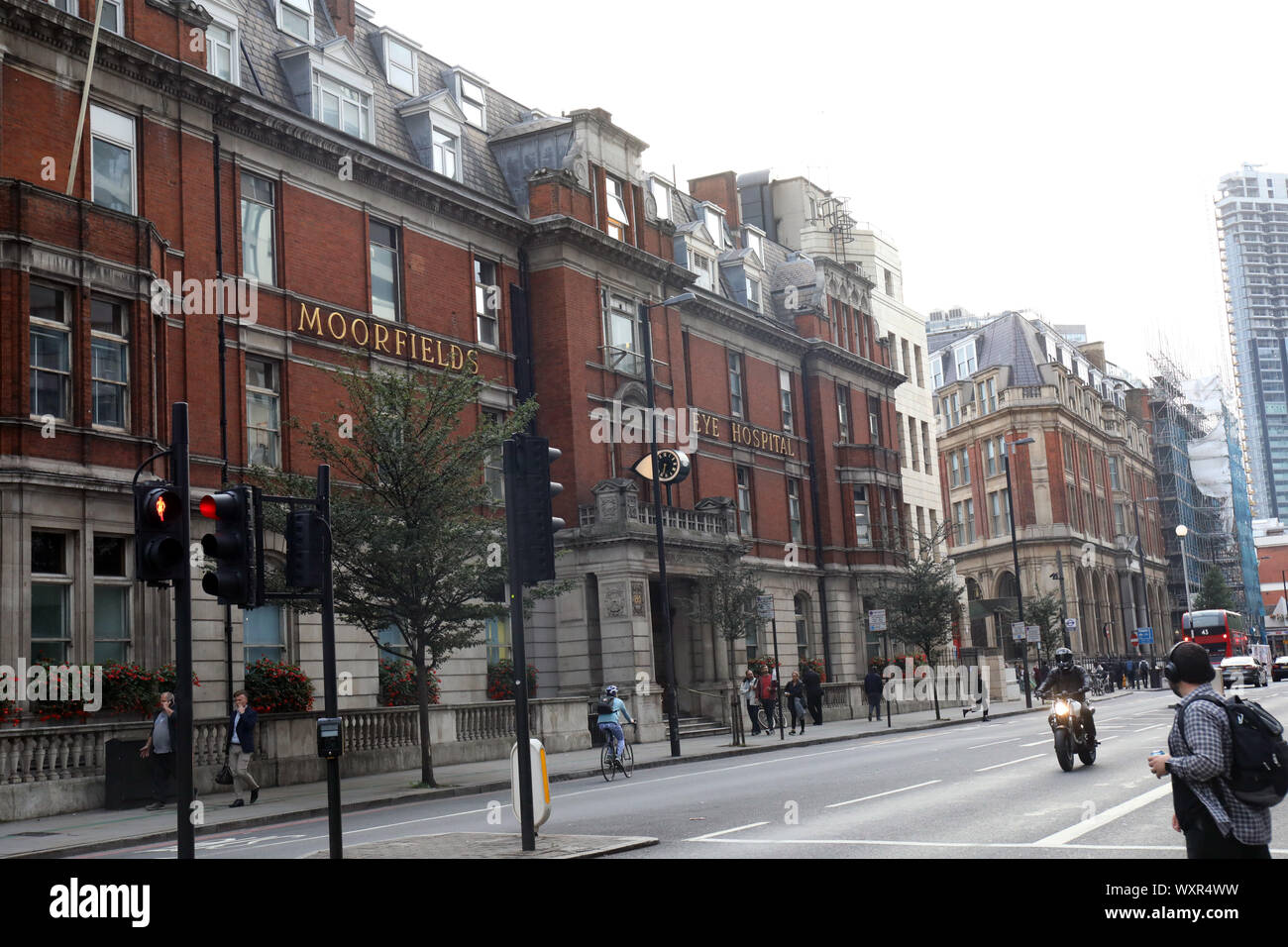 Moorfields eye hospital hi-res stock photography and images - Alamy