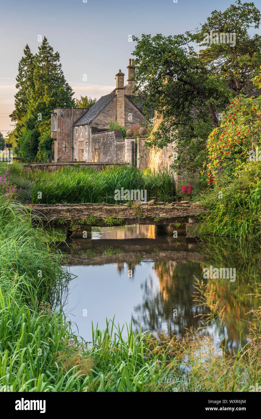 Ashton Keynes is a small village in North Wiltshire, it lies within the Cotswold Water Park with the River Thames running through the centre, being on Stock Photo