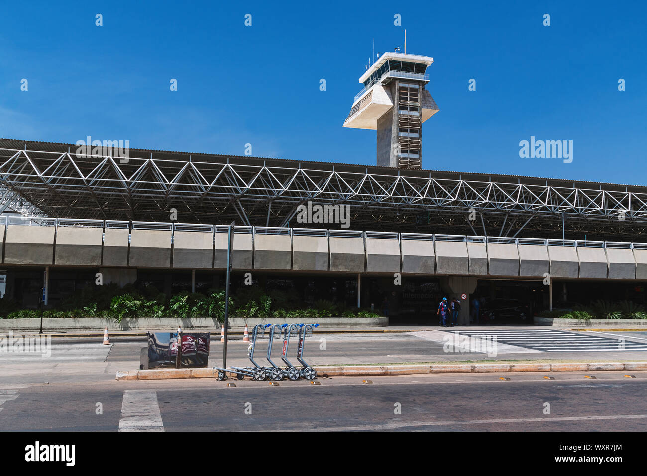 Front view of Brasilia's international airport Stock Photo Alamy