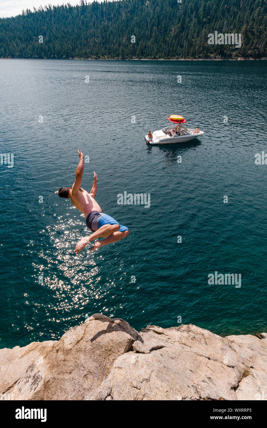 Island jumping hires stock photography and images Alamy