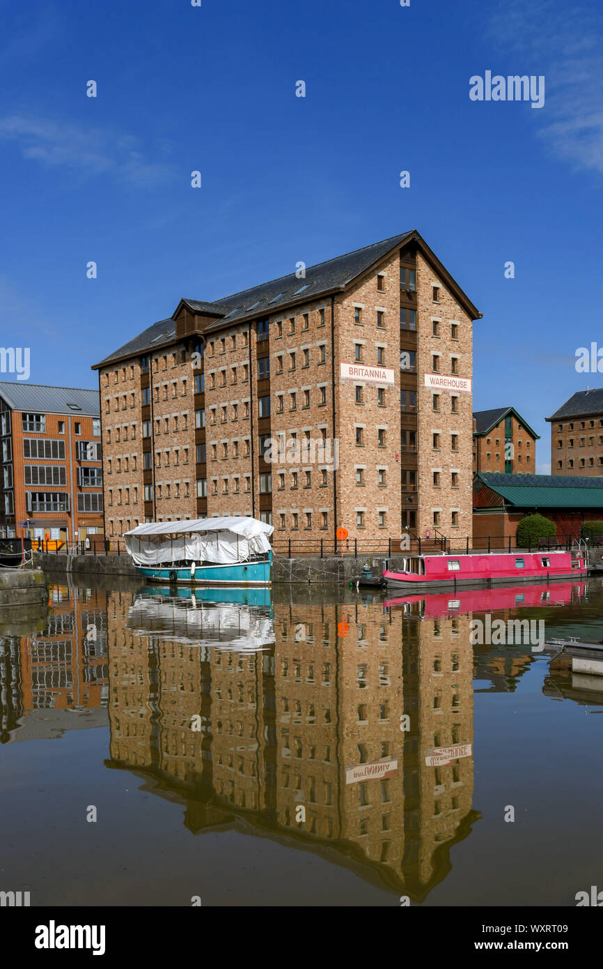 Gloucester quays gloucestershire england hires stock photography and