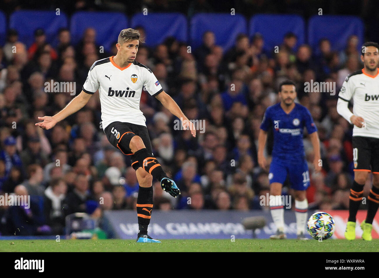 London, UK. 17th Sep, 2019. Gabriel Paulista of Valencia in action. UEFA Champions league group H match, Chelsea v Valencia at Stamford Bridge in London on Tuesday 17th September 2019. this image may only be used for Editorial purposes. Editorial use only, license required for commercial use. No use in betting, games or a single club/league/player publications . pic by Steffan Bowen/Andrew Orchard sports photography/Alamy Live news Credit: Andrew Orchard sports photography/Alamy Live News Stock Photo