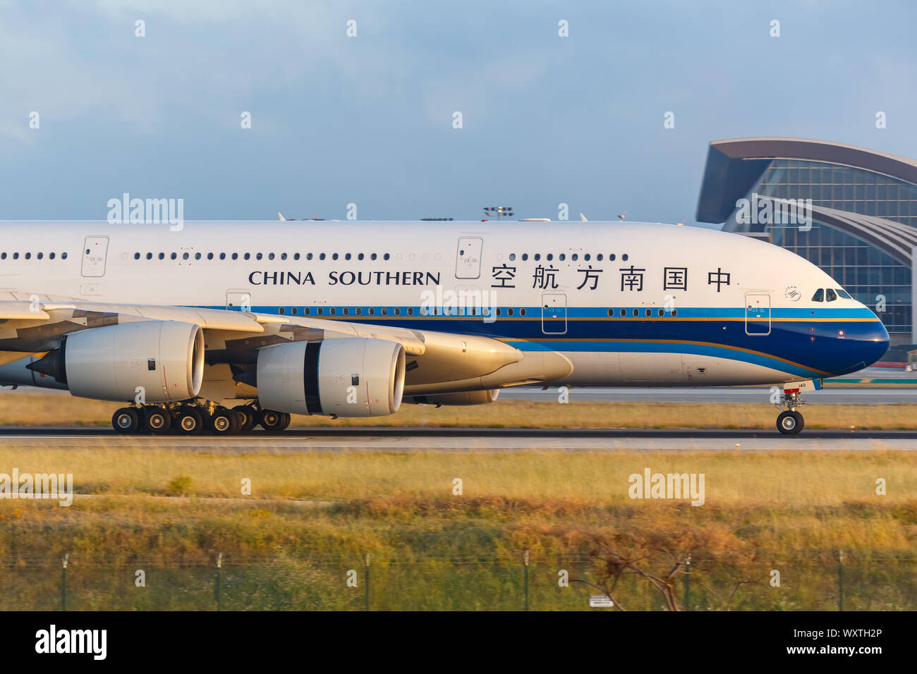 China southern a380 hi-res stock photography and images - Alamy