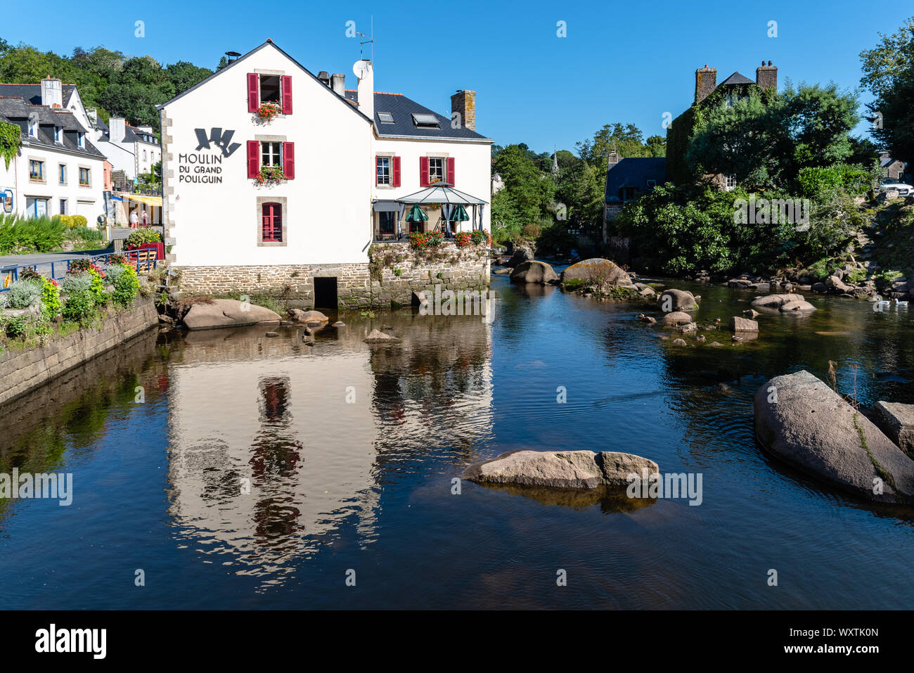 Pont aven river hires stock photography and images Alamy