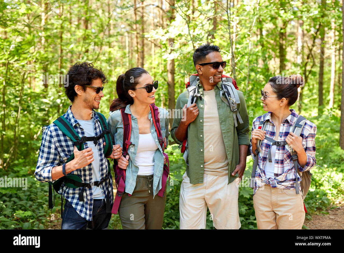 backpack travel group