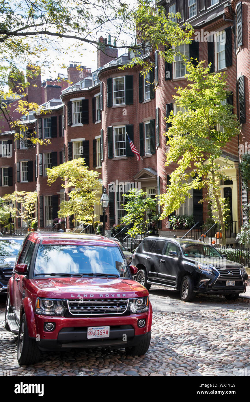 Land Rover car in Lonsburg Square in the Beacon Hill historic district of Boston, Massachusetts