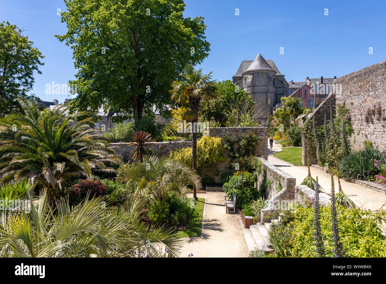 Quimper (Brittany, north-western France): park “Jardin de la retraite” surrounded by ramparts and designed in the tradition of botanical gardens Stock Photo