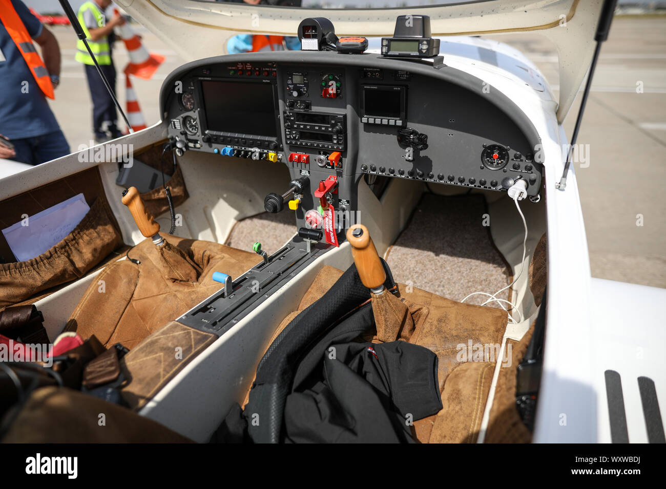 Details with the cockpit and electronic equipments of a light aircraft Stock Photo