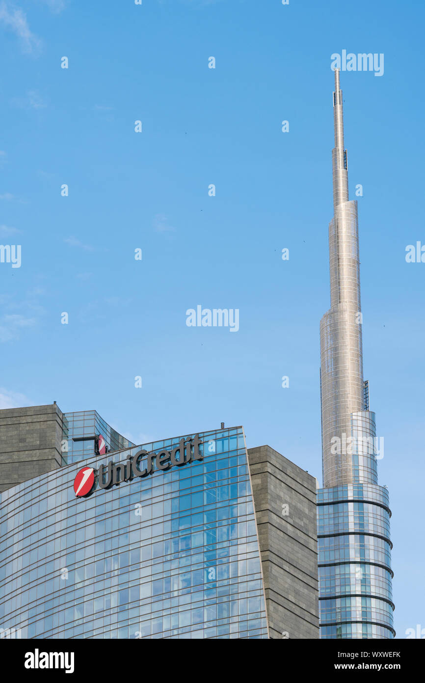 Milan, Italy: detail of the Unicredit Bank headquarters skyscraper with  company logo sign Stock Photo - Alamy