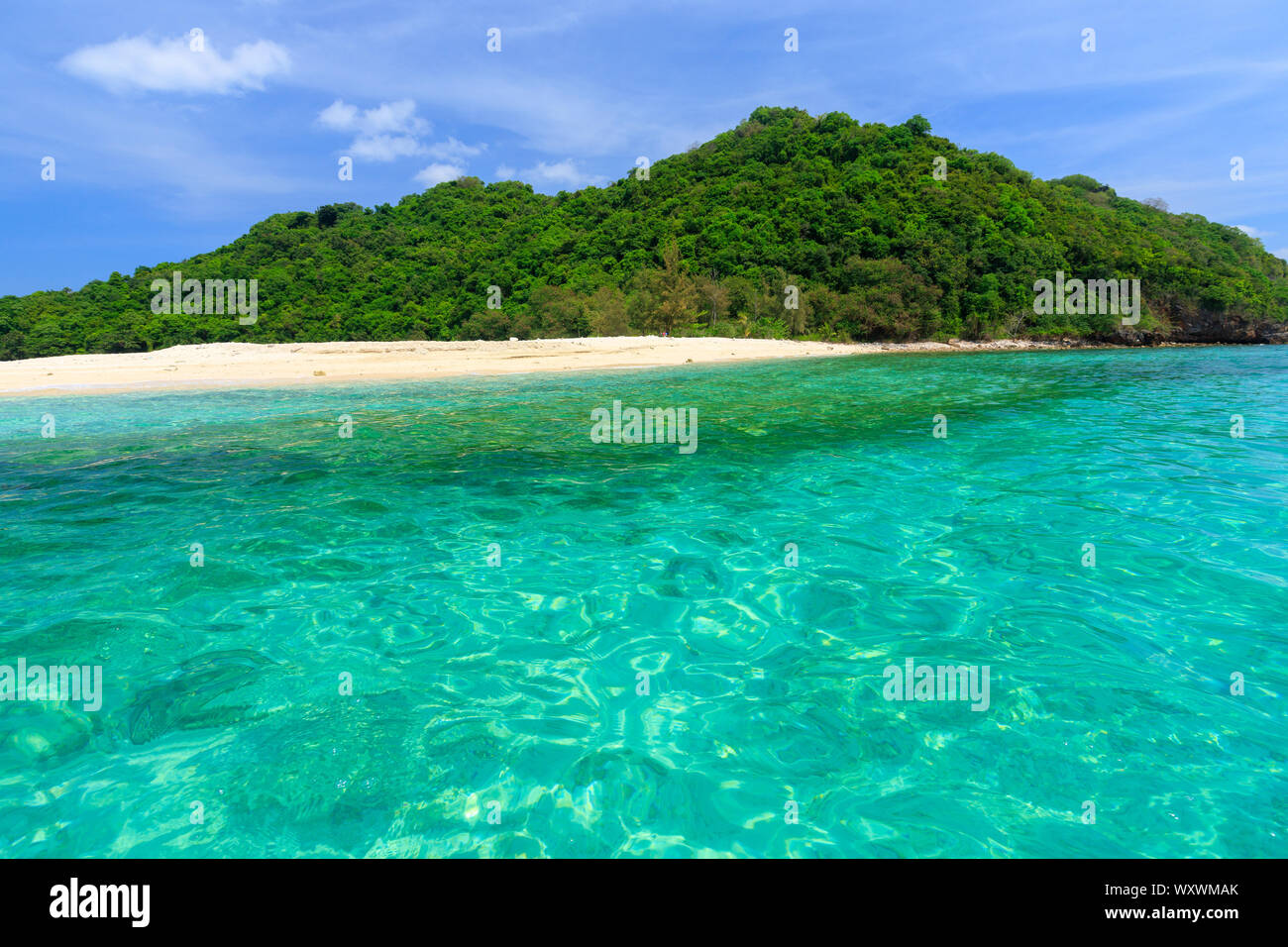 Turquoise tropical hi-res stock photography and images - Alamy