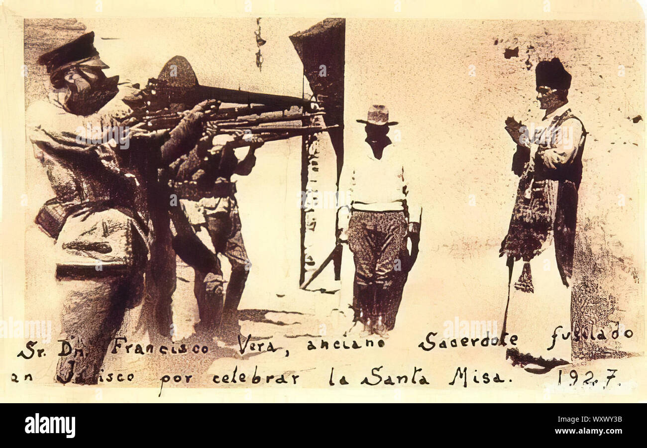 Execution of Padre Fr. Francisco Vera Mexico during the anti-Catholic Masonic persecution of the Church in the 1920s and 30s Stock Photo