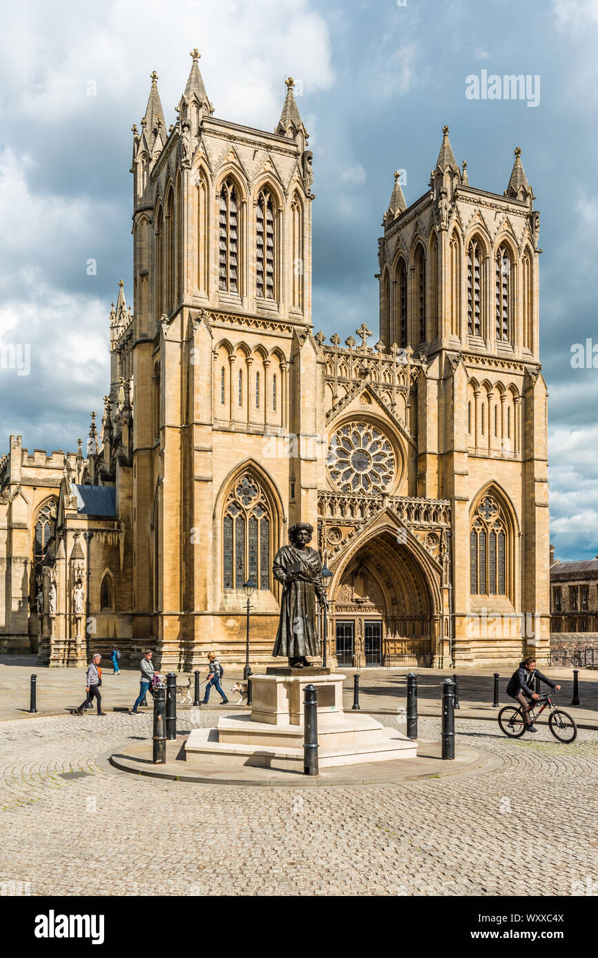 Rajah Rammohun Roy statue below Cathedral Church of the Holy and Undivided Trinity, Bristol, England, UK Stock Photo