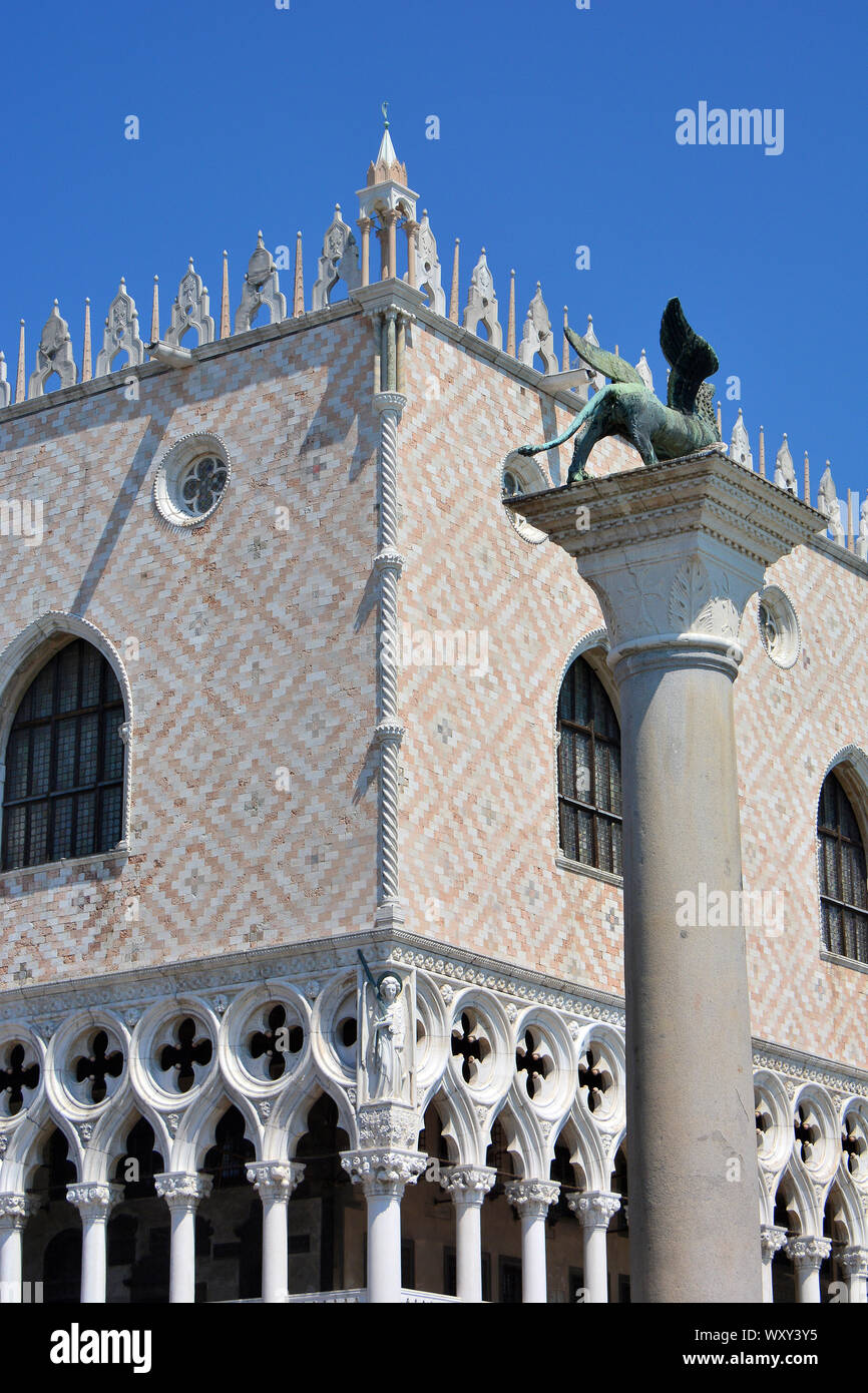 Venice palace of veneto region hi-res stock photography and images - Alamy