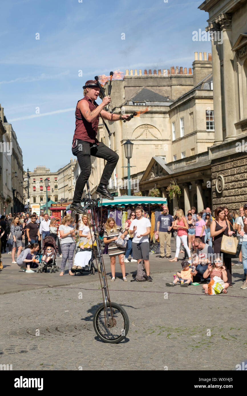 Street entertainer Crash Metal performs in Stall St Bath UK Stock Photo