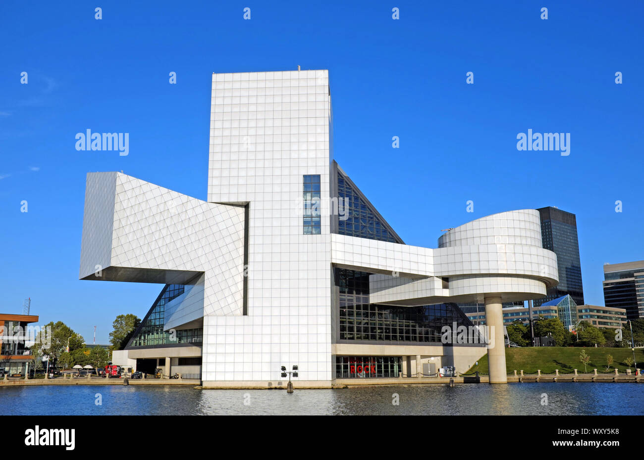 The Rock and Roll Hall of Fame and Museum in the North Coast Harbor District in downtown Cleveland, Ohio, USA during summer. Stock Photo