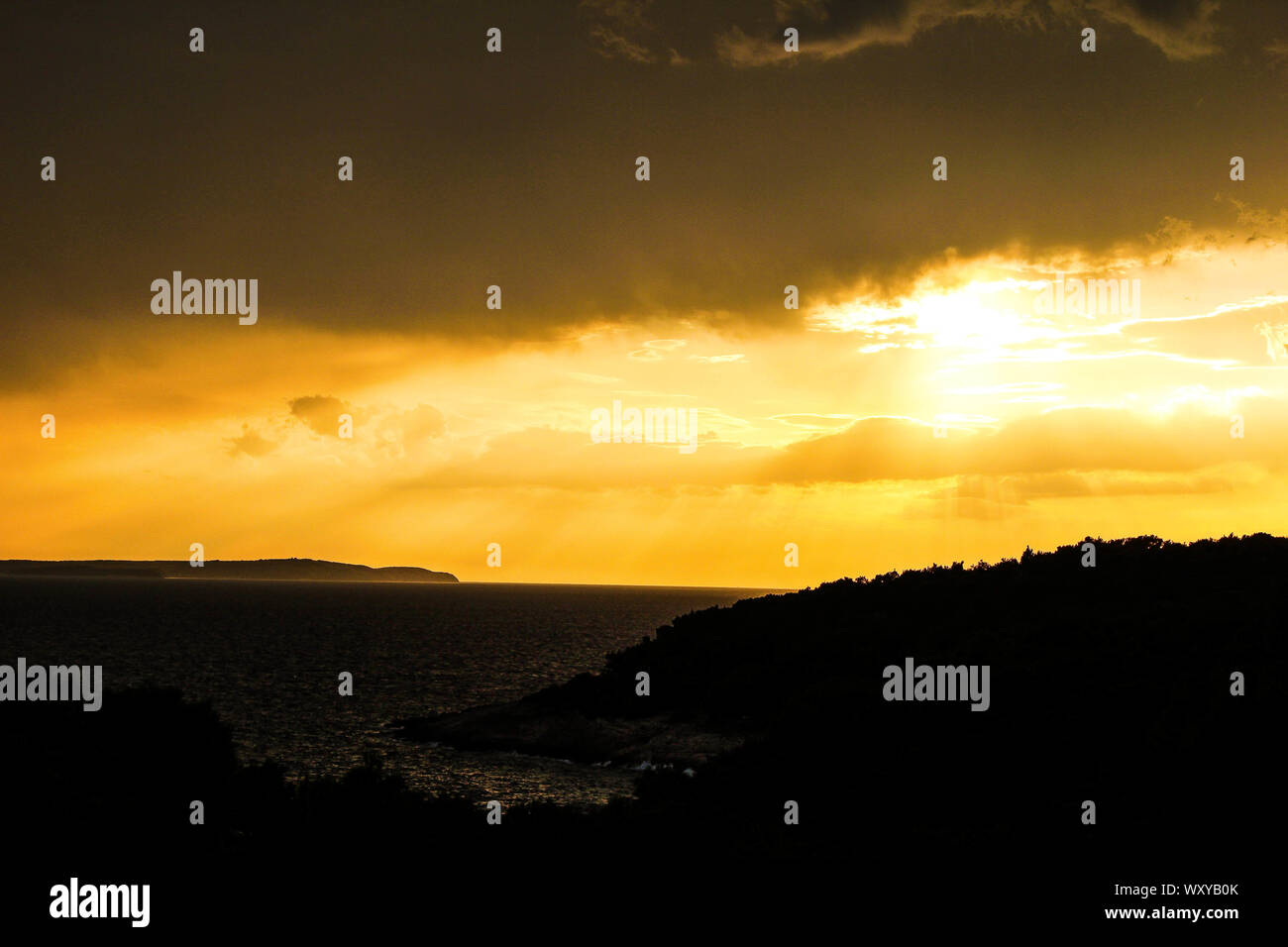 Goldener Sonnenuntergang Stock Photo
