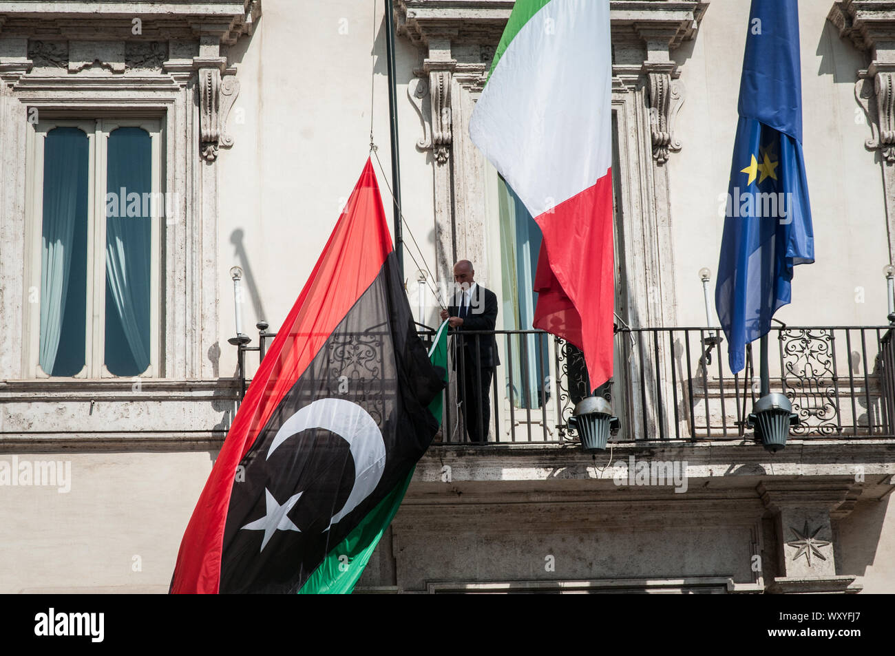 Rome, Italy. 18th Sep, 2019. Preparations for the arrival at the Chigi ...