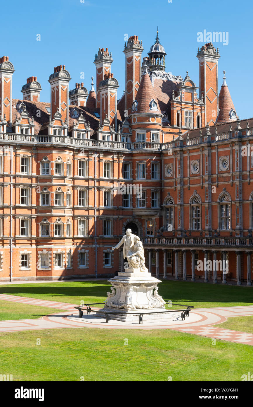 Founders Building Royal holloway founders building hi-res stock photography and images ...