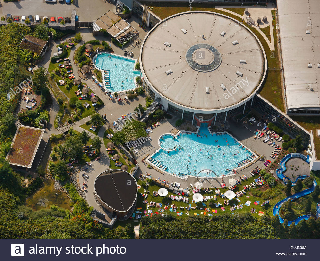 Birds Eye View Pool High Resolution Stock Photography and Images Alamy