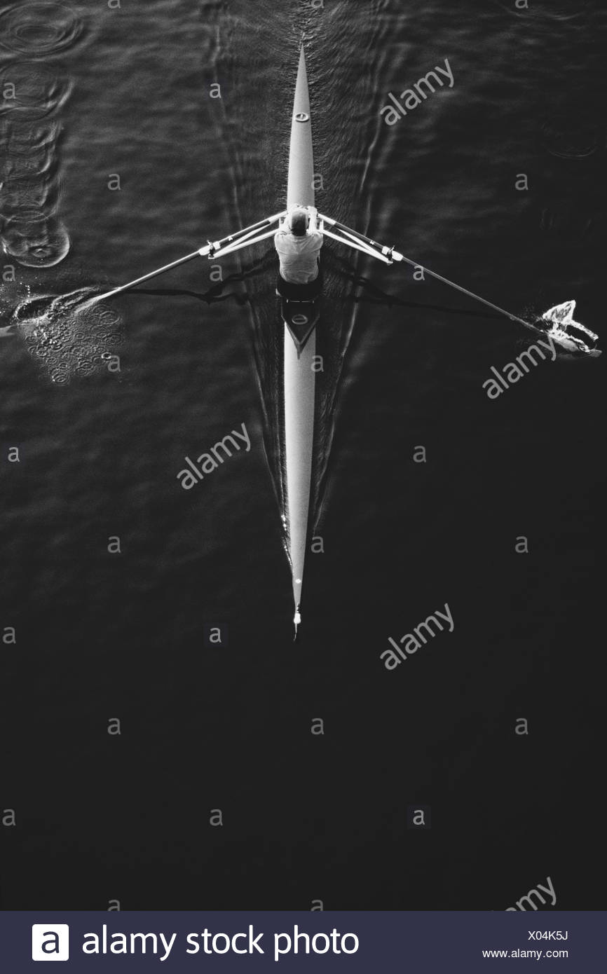 Sculling Rowing Overhead Image Scull Into Water Black and White Stock Photos & Images - Alamy