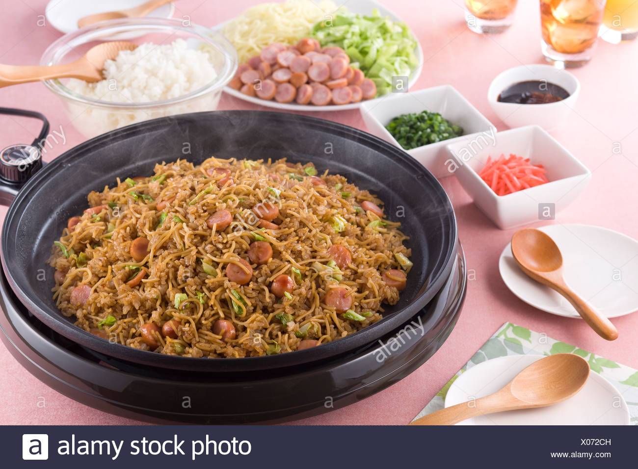 Sobameshi On Hot Plate Stock Photo Alamy