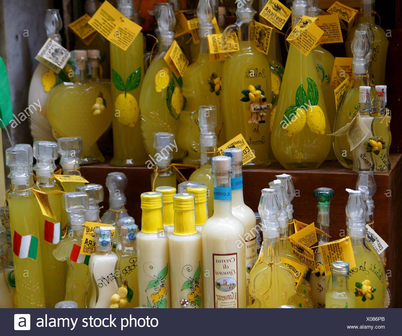 Limoncello Sorrento High Resolution Stock Photography and Images Alamy