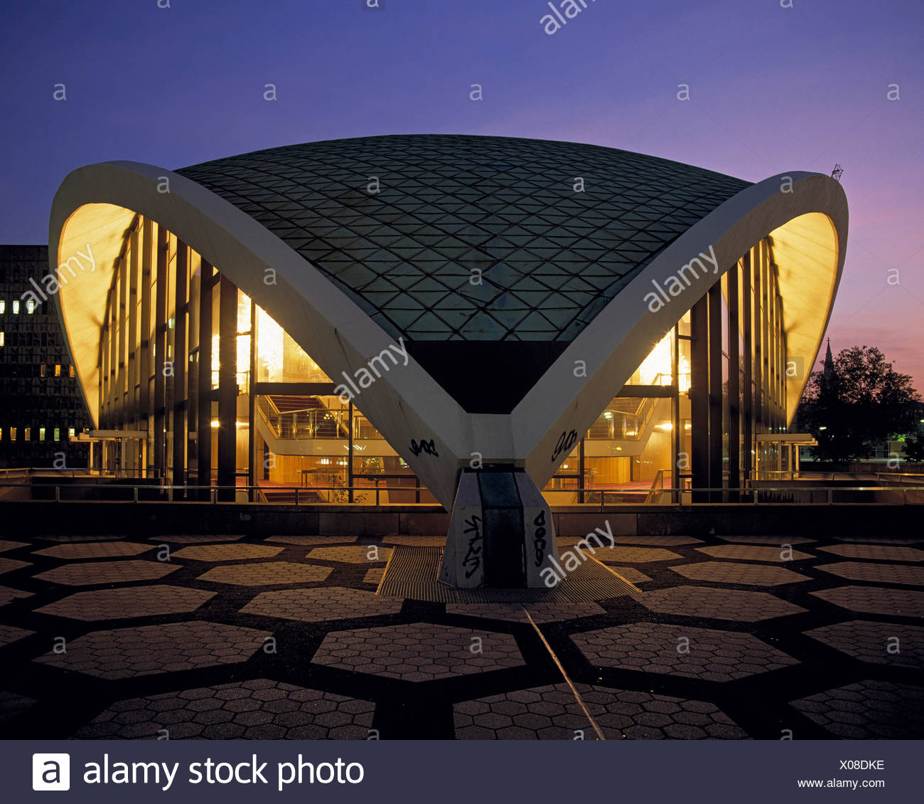 Germany Europe Dortmund Ruhr Area Westphalia North Rhine Westphalia Nrw Municipal Theater Dortmund Opera House Dome N Stock Photo Alamy