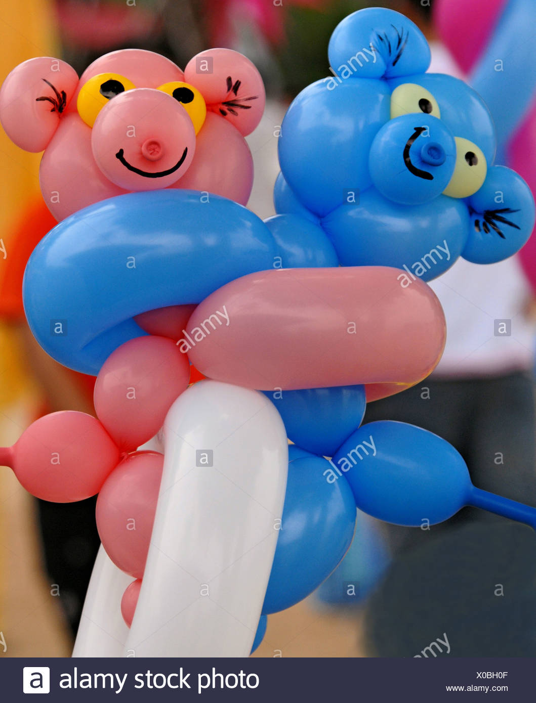 teddy bear shaped balloon