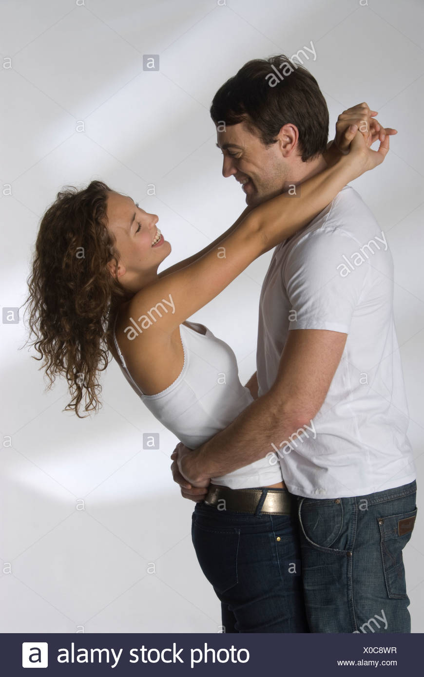 20 Twenty Attractively Engagingly Brown Hair Brunettes Europeans