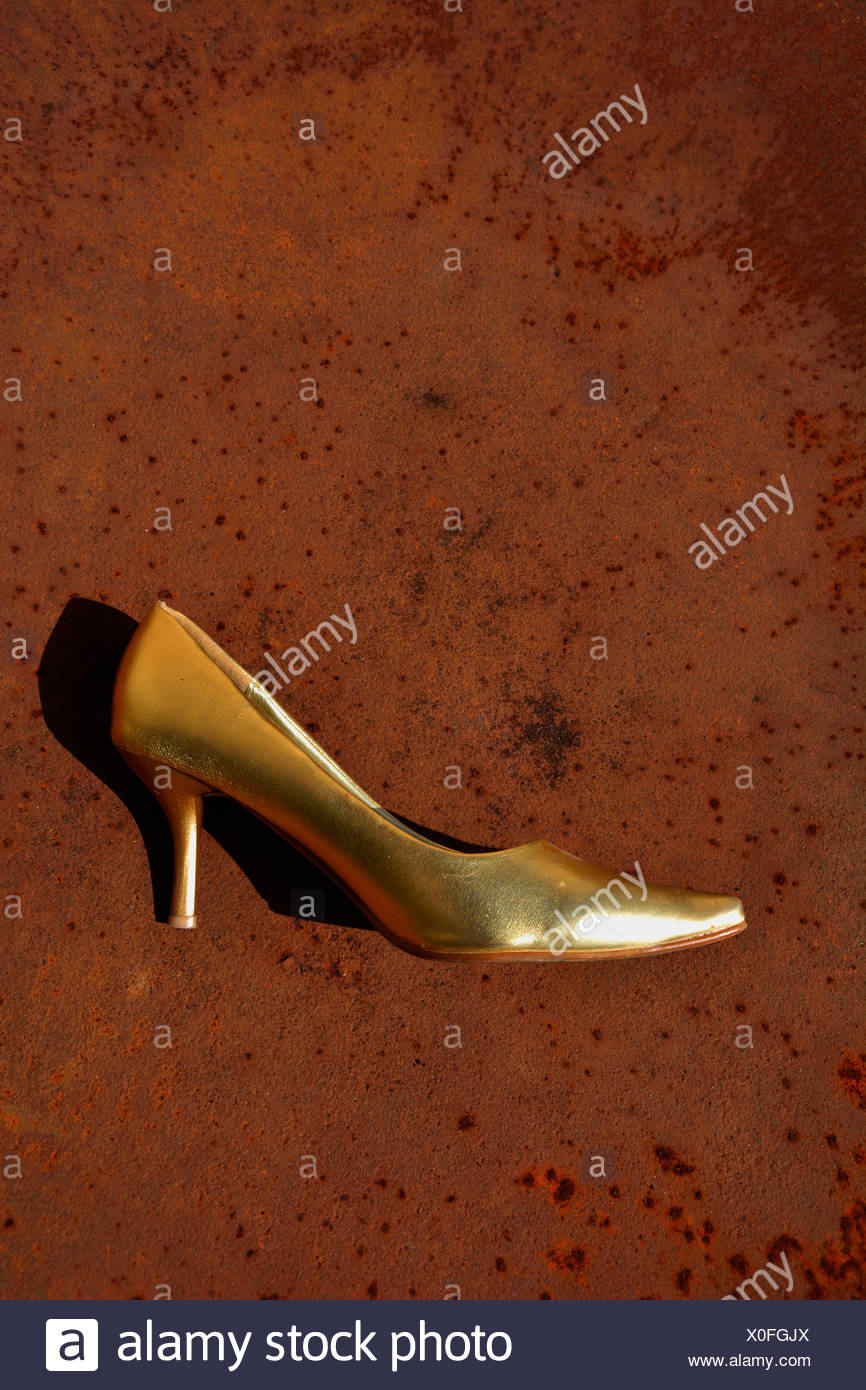 rusty gold heels