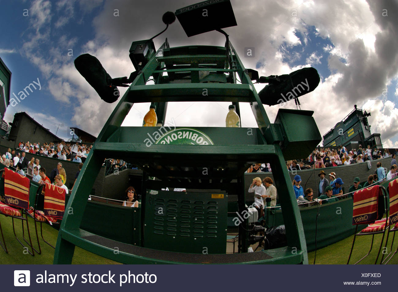 Wimbledon Tennis Umpires High Resolution Stock Photography and Images Alamy