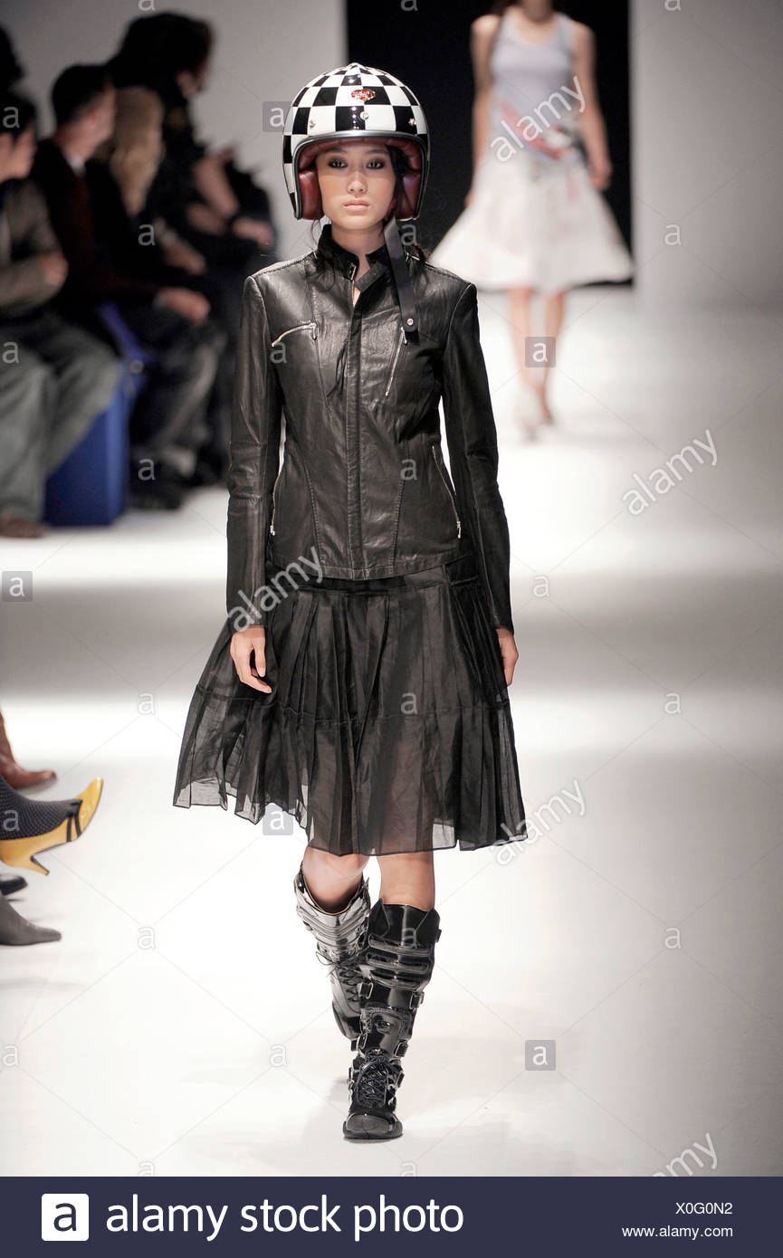 Watch - Franois marith girbaud spring video Watch - Franois marith girbaud spring video