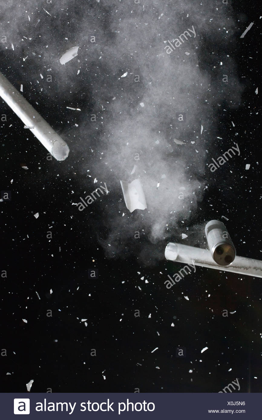 Light Bulb Breaking Stock Photos & Light Bulb Breaking Stock Images Alamy