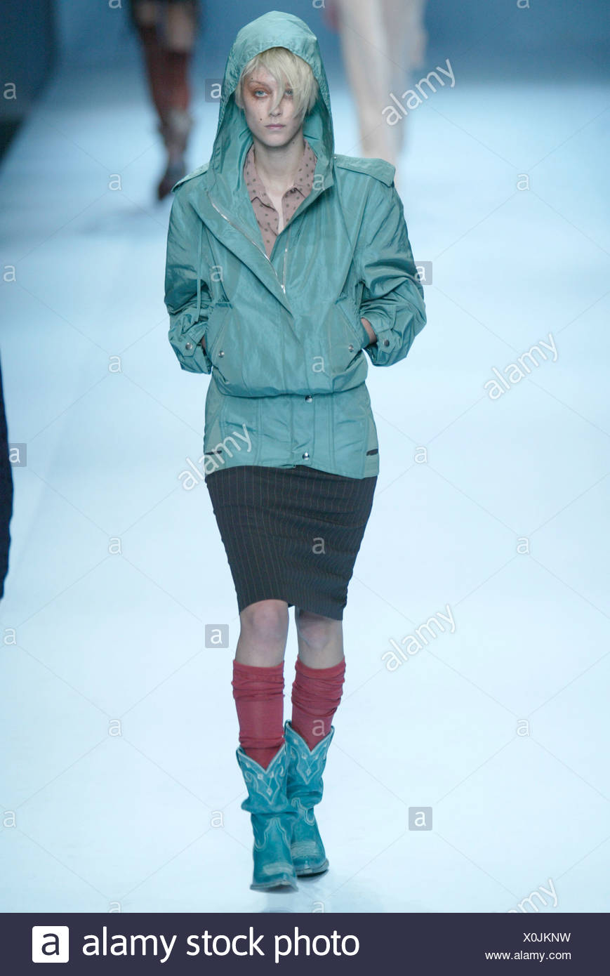 Gaultier Paris Ready To Wear Spring Summer Model Short Blonde Hair