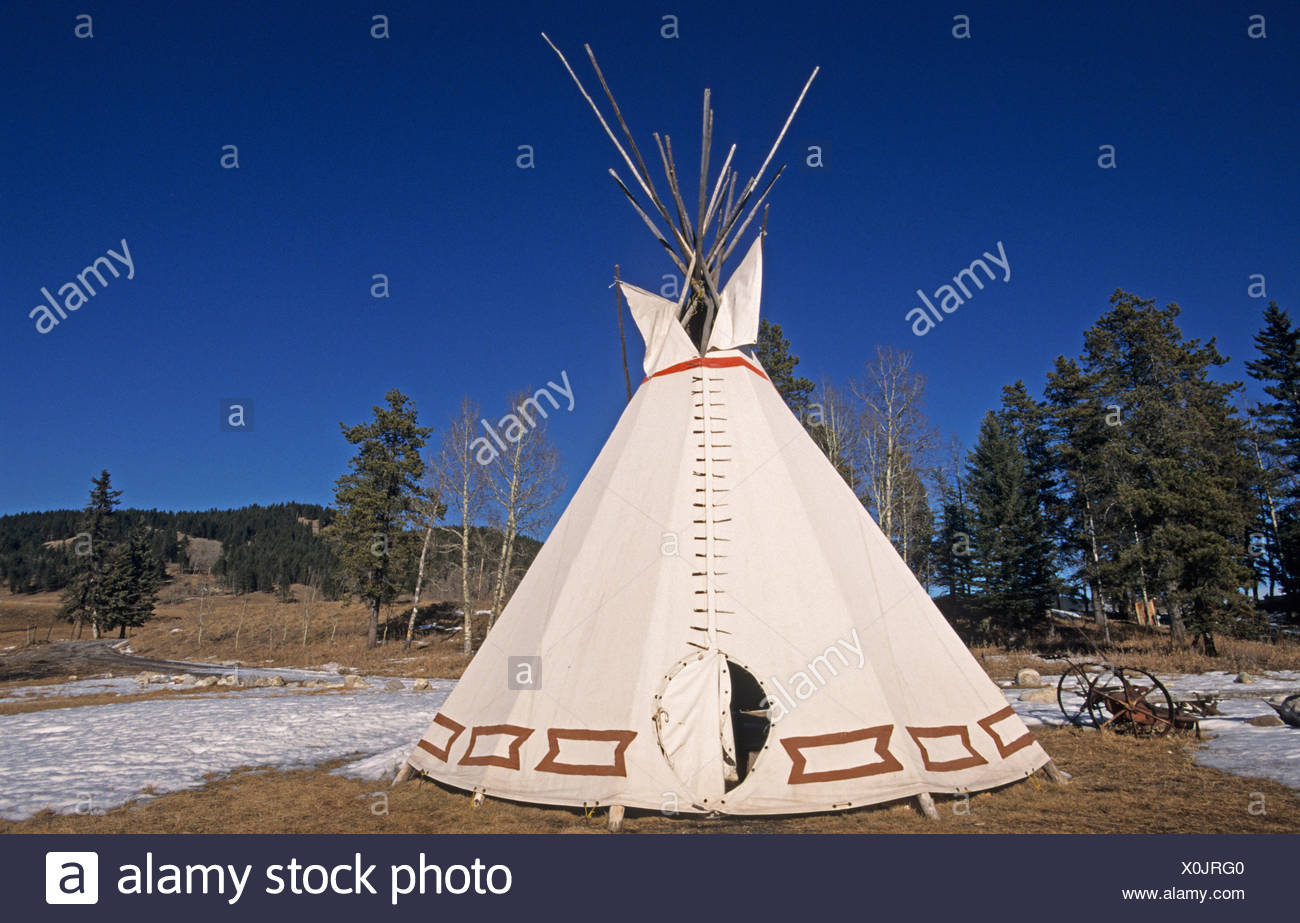 American Indian Tents High Resolution Stock Photography and Images - Alamy