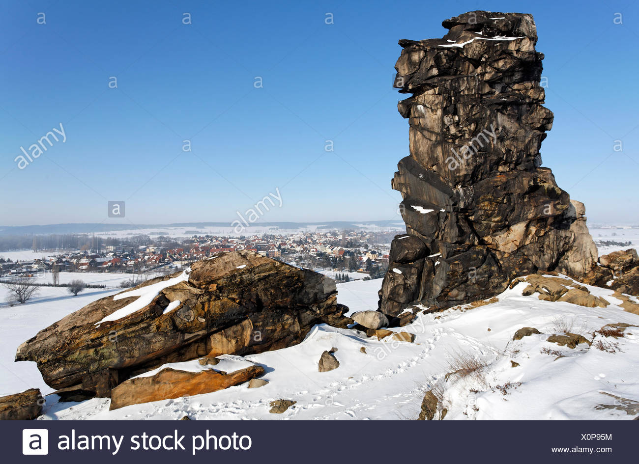 Snowy Wall High Resolution Stock Photography And Images Alamy