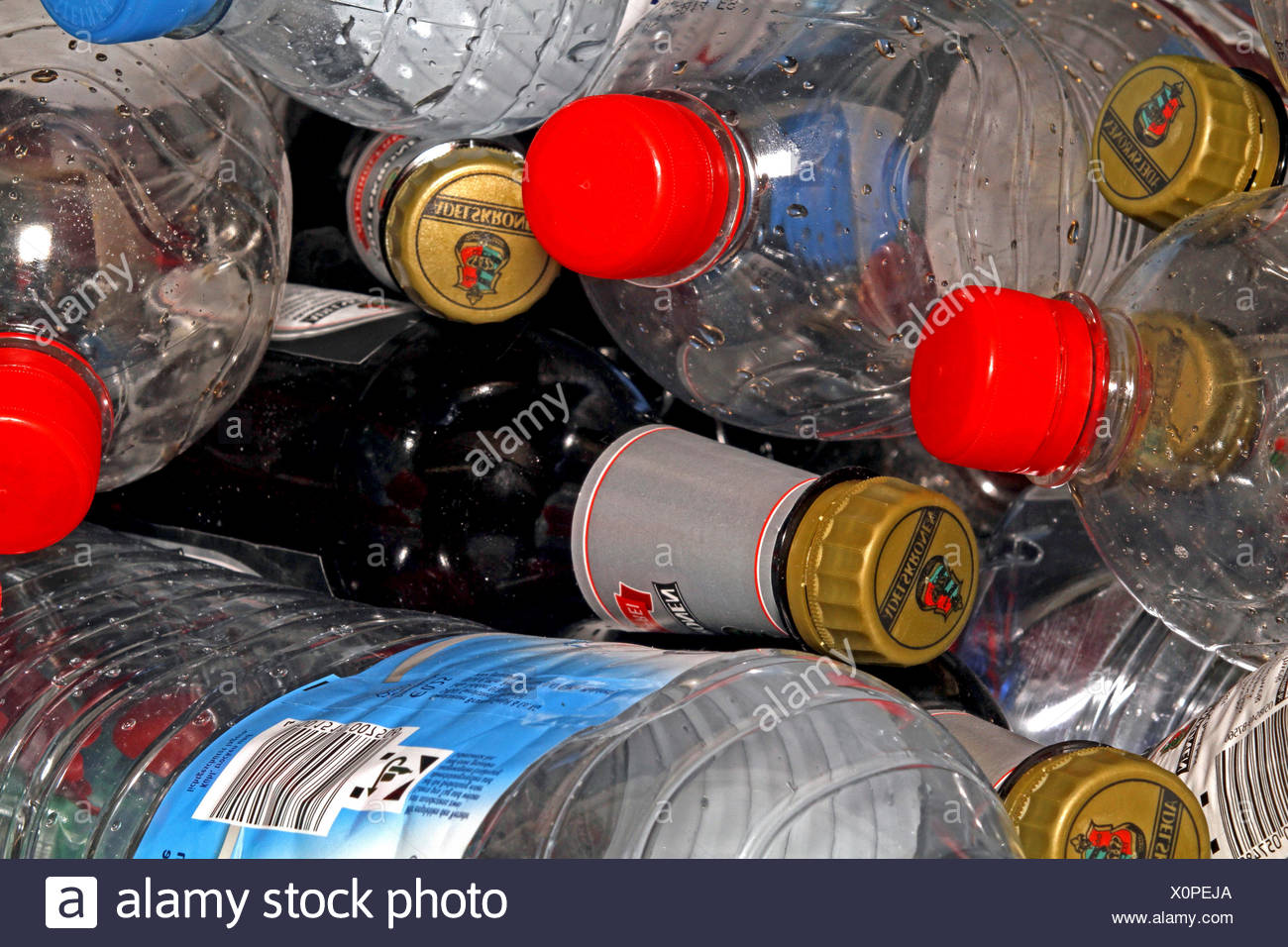 Pet Bottle Deposit High Resolution Stock Photography and Images Alamy