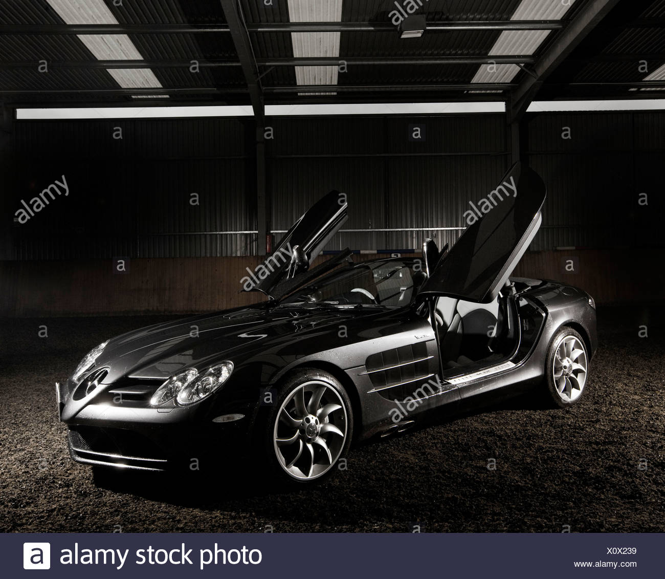 Mercedes Benz Slr Mclaren With Open Gullwing Doors Stock Photo Alamy