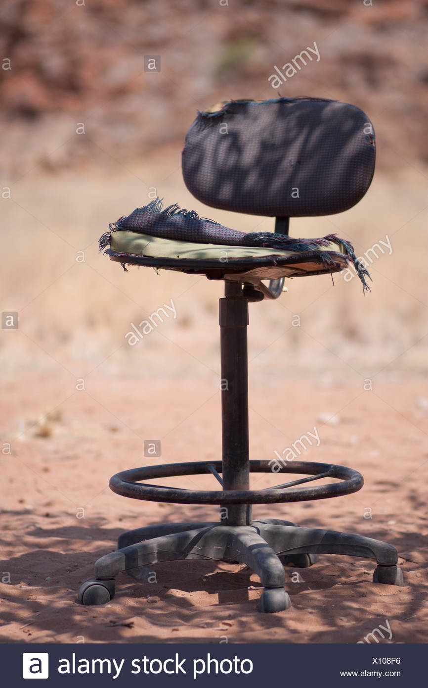 Broken Office Chair High Resolution Stock Photography and Images Alamy