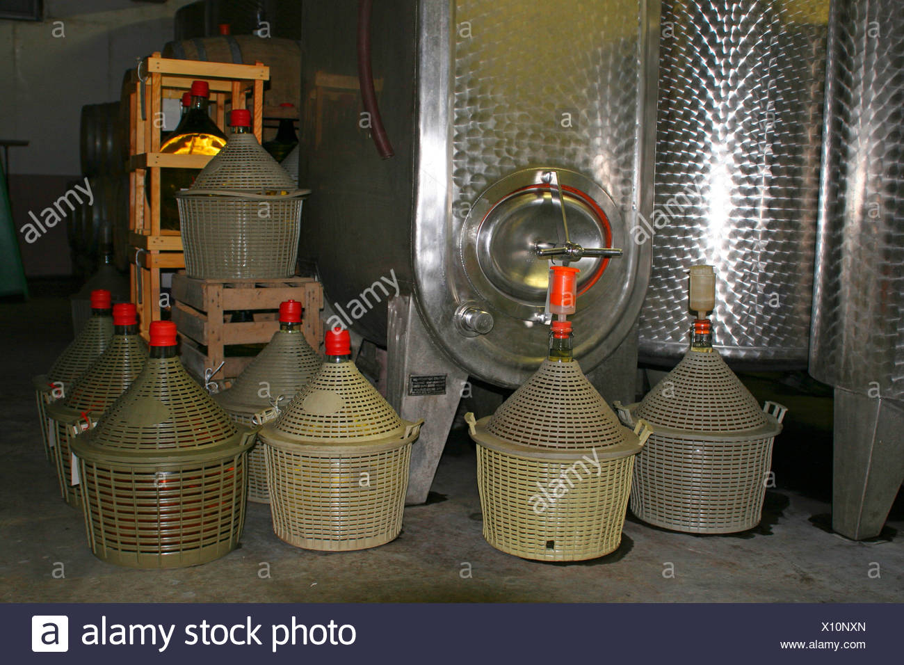 Bottle Fermentation Stock Photos & Bottle Fermentation Stock Images Alamy